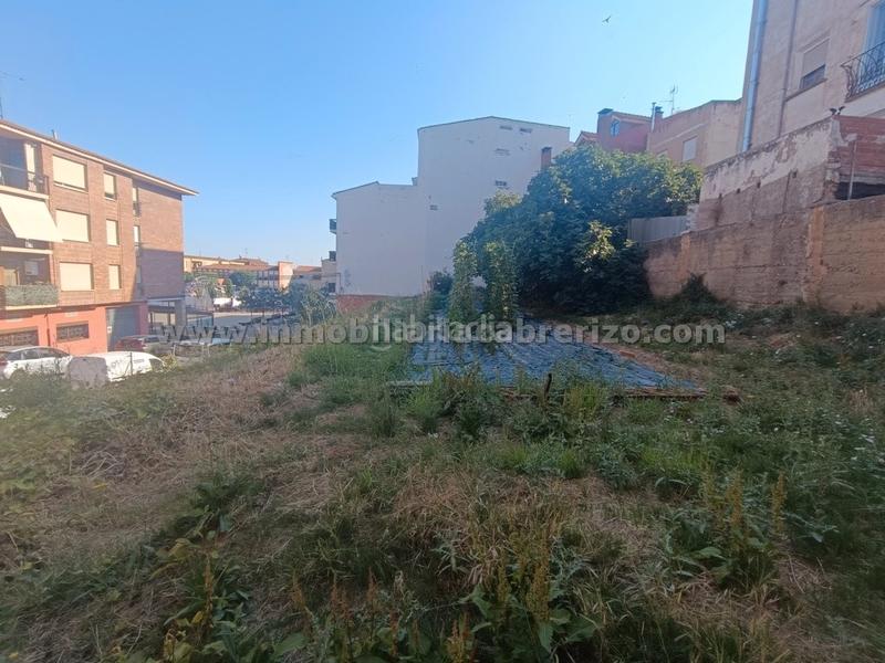 Foto 2f4f37ff-af6e-431e-9646-0f86b150f75d. Wohngrundstück in Albelda de Iregua