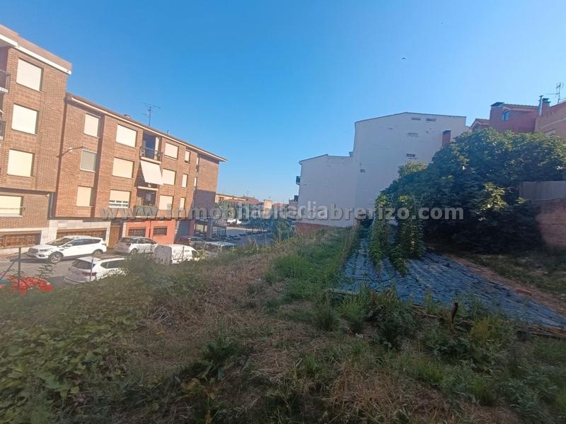 Foto 4b6e6036-0d50-4720-8ff9-9772a0819a2f. Wohngrundstück in Albelda de Iregua