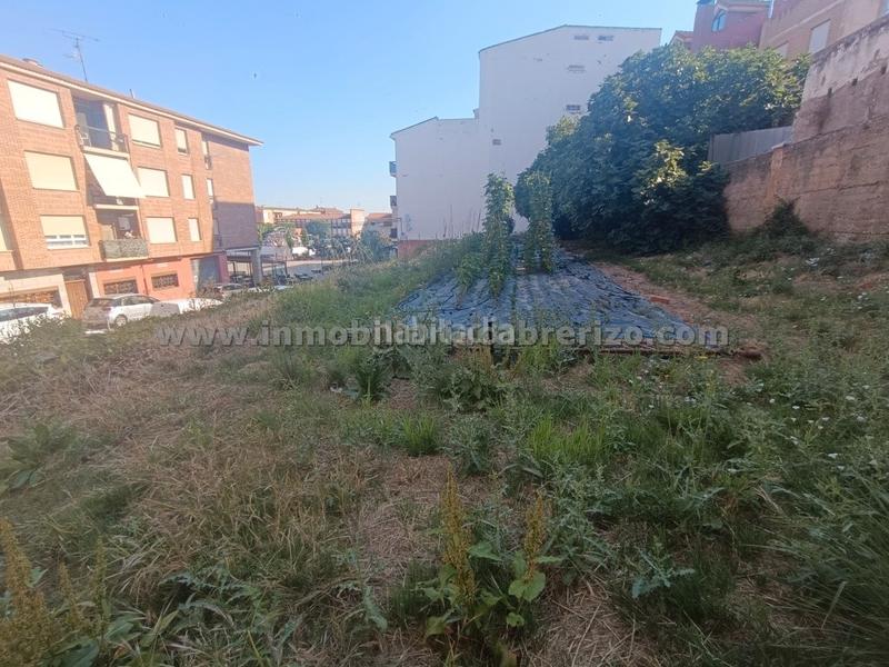 Foto 6b3f4a21-ea50-406f-9d46-58952a495881. Wohngrundstück in Albelda de Iregua