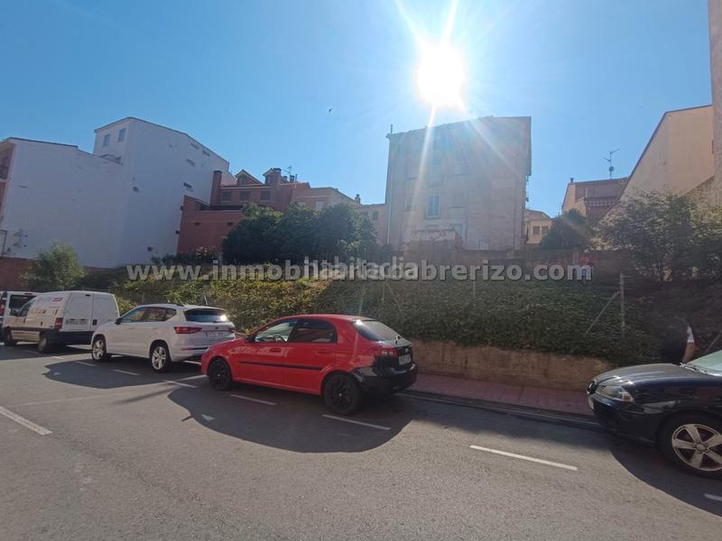 Foto d0c685f5-10b1-48e1-ad77-462c60986527. Wohngrundstück in Albelda de Iregua