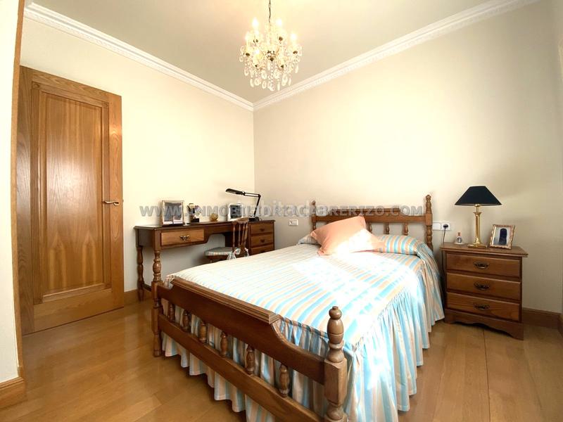 Foto 52ff1f96-7ee8-4848-8ca0-ab6c5a8391c8. Chalet con riscaldamento parcheggio in Olaz Valle de Egüés / Eguesibar