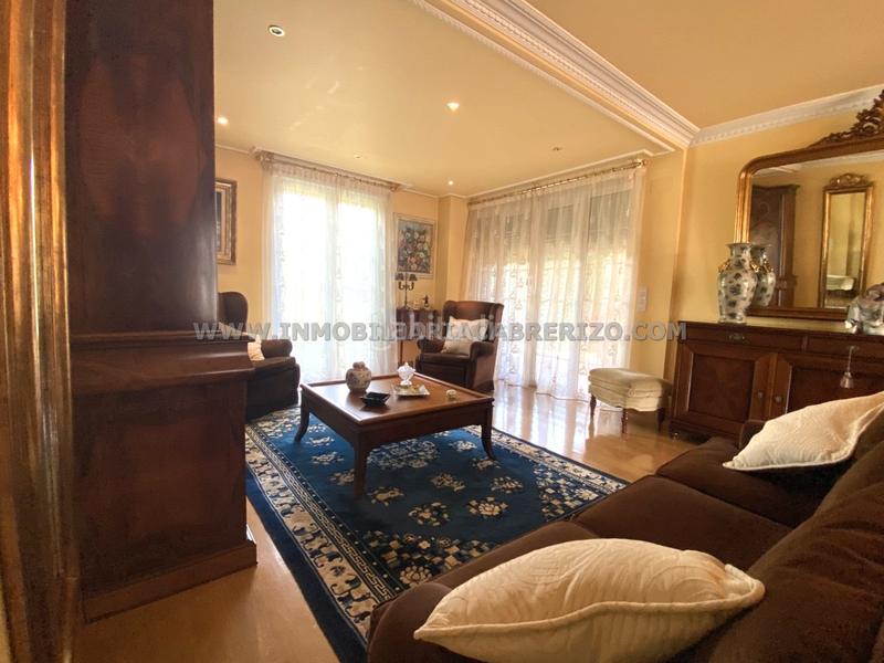 Foto 5524f533-6bd2-4700-a970-0f0081fcd2bf. Chalet con riscaldamento parcheggio in Olaz Valle de Egüés / Eguesibar