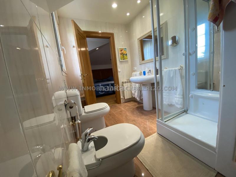 Foto 6c7d8eed-d9f4-4a73-b422-d3e224d48c5b. Chalet con riscaldamento parcheggio in Olaz Valle de Egüés / Eguesibar