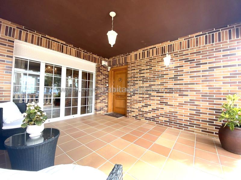 Foto 70f43749-adb2-4c15-848d-246c4e152452. Chalet con riscaldamento parcheggio in Olaz Valle de Egüés / Eguesibar