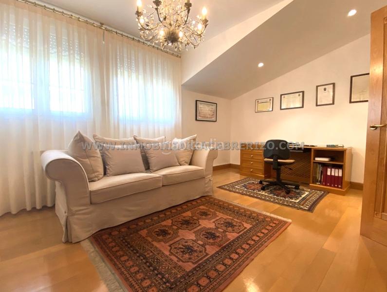 Foto a1b30d9d-358f-4c8f-8625-bbb4a7ebb6d7. Chalet con riscaldamento parcheggio in Olaz Valle de Egüés / Eguesibar