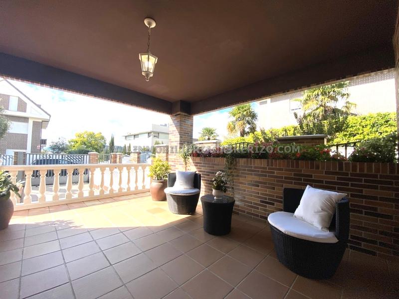 Foto d2168170-7efa-410c-9bae-b14b954a2a30. Chalet con riscaldamento parcheggio in Olaz Valle de Egüés / Eguesibar