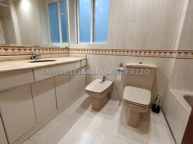 Foto 7b2366e2-7975-4676-8a88-ecc08c9eba30. Etagenwohnung mit heizung in Jesuitas Logroño