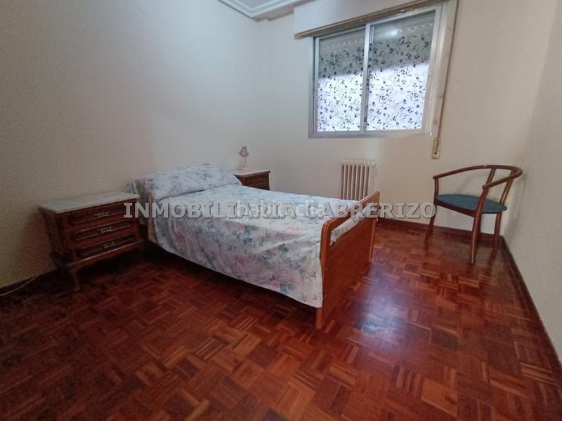 Foto 8b7dd046-f676-4ee5-ad31-464896a10fa0. Etagenwohnung mit heizung in Jesuitas Logroño