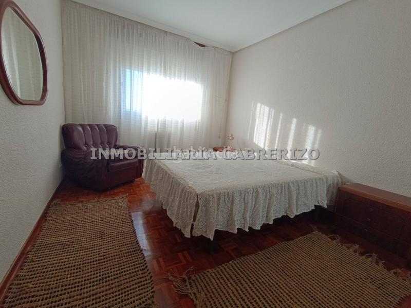 Foto ca89cff4-4000-45fc-9eb3-035d8eb7fcf9. Etagenwohnung mit heizung in Jesuitas Logroño