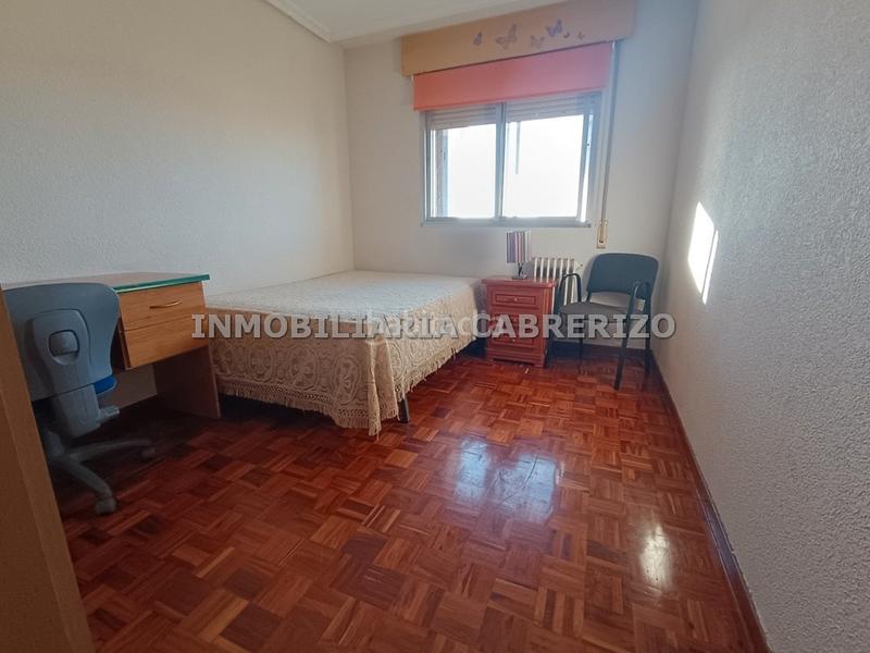 Foto f373cfd1-2b7f-4814-83e2-660e1a2bd96f. Etagenwohnung mit heizung in Jesuitas Logroño