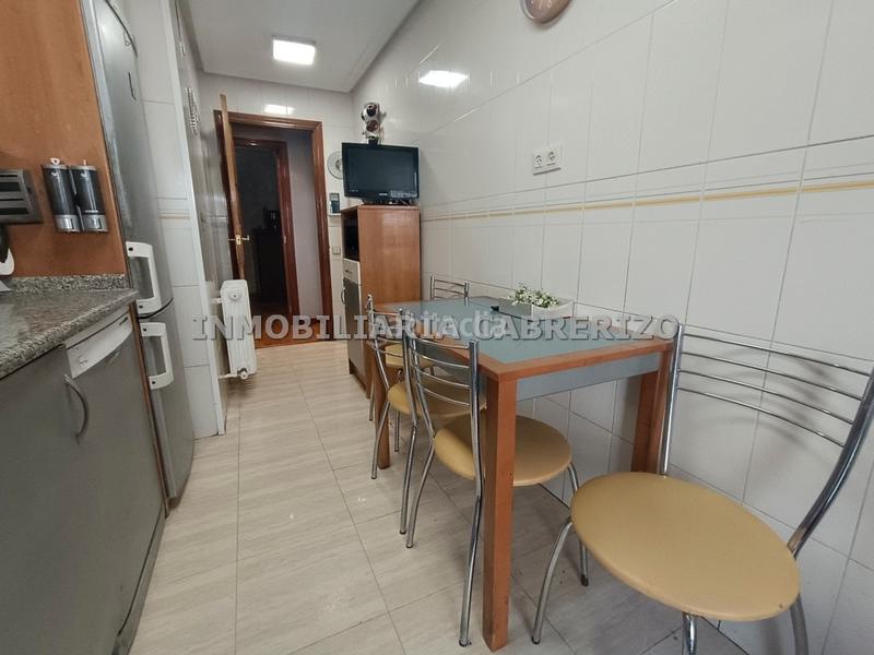 Foto fbe77489-bd07-4cc8-8be6-a8c033142cb6. Flat with heating in Juzgados Logroño
