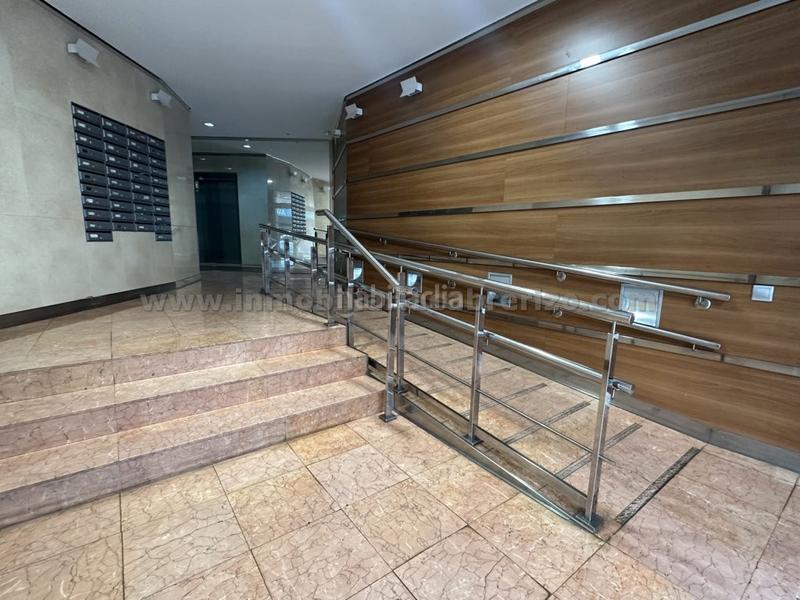 Foto 0dd0d63a-fcec-40f5-8635-ccf87425e3bd. Piso en Gran Via Logroño