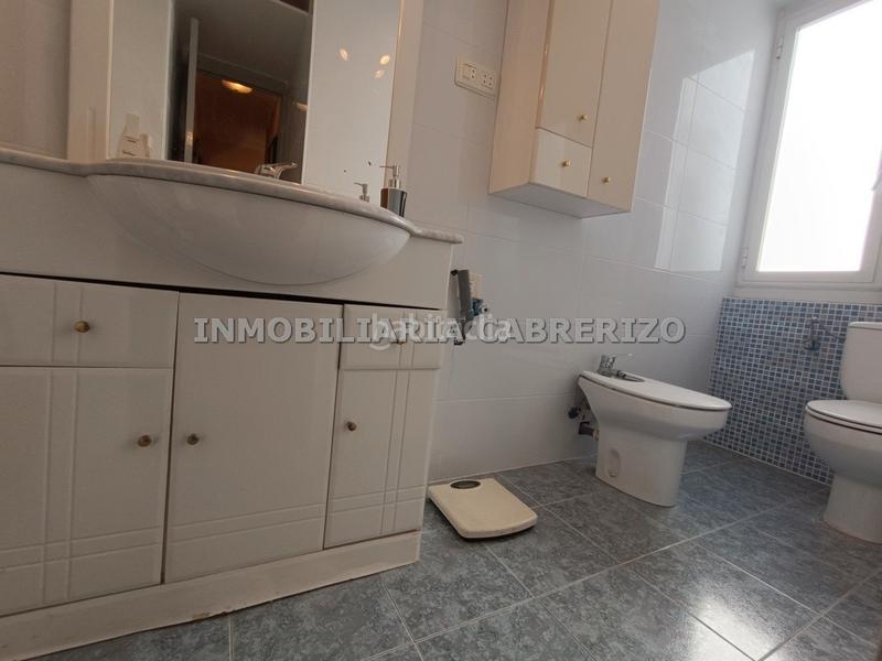 Foto 15b0fe7a-95c8-43d4-9ced-07c1f4d3db28. Appartamento con riscaldamento in Oeste Logroño