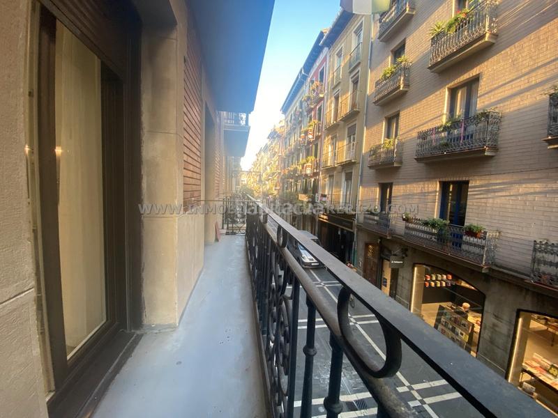 Foto 7635be17-cbab-4548-85d7-5be6d7203053. Appartamento con riscaldamento in Casco Antiguo Pamplona / Iruña