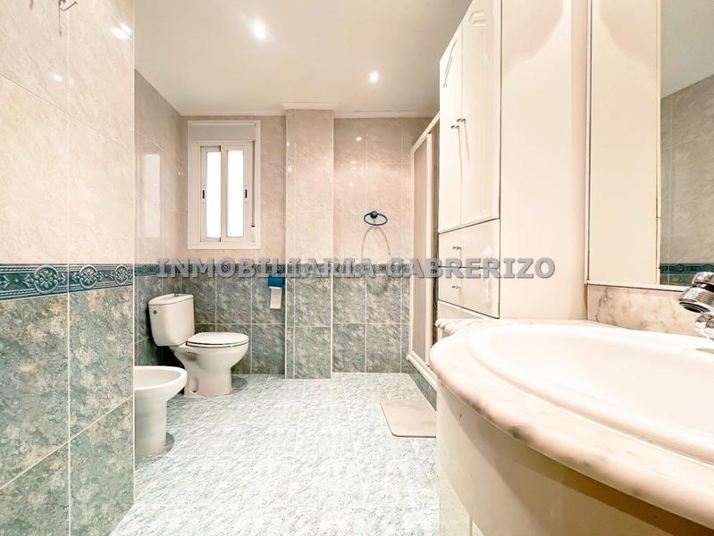 Foto 2d980884-c3d8-4d55-a2bc-caaebcc40382. Apartament amb calefacció a Gran Via Logroño