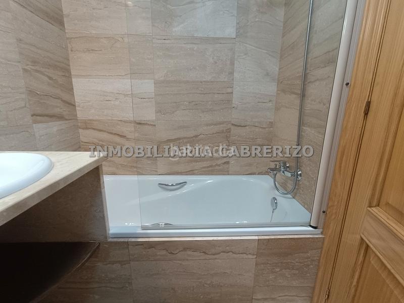 Foto 1b9409e9-60fa-4111-851f-21e1e7b6f7a8. Lloguer estudi amb calefacció piscina a La Cava - Fardachón Logroño