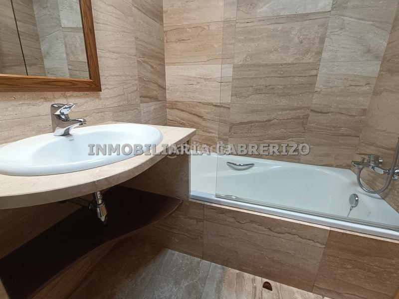 Foto 7c058f4e-d260-4f85-b4d6-aea329deb826. Lloguer estudi amb calefacció piscina a La Cava - Fardachón Logroño