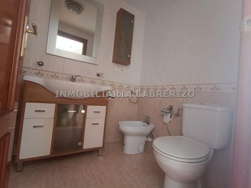 Foto ac7a6a19-eef2-474d-bd89-a1009e524eb0. Appartamento con riscaldamento parcheggio piscina in Logroño