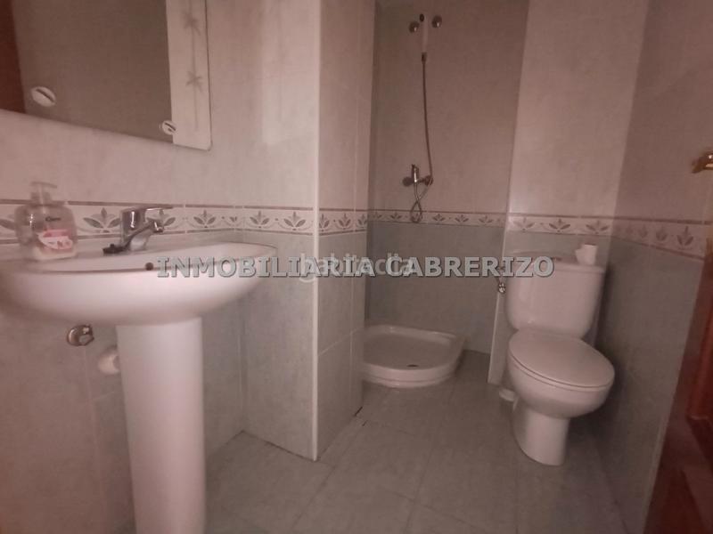 Foto acb3a089-5731-42ff-82f4-af93572250ad. Pis amb calefacció aparcament piscina a La Portalada - Varea Logroño