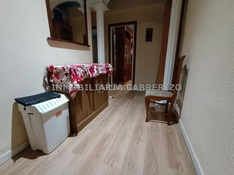 Foto 3b6b7e6d-7931-4b04-b294-2a959d1bb47b. Pis amb calefacció a Jesuitas Logroño