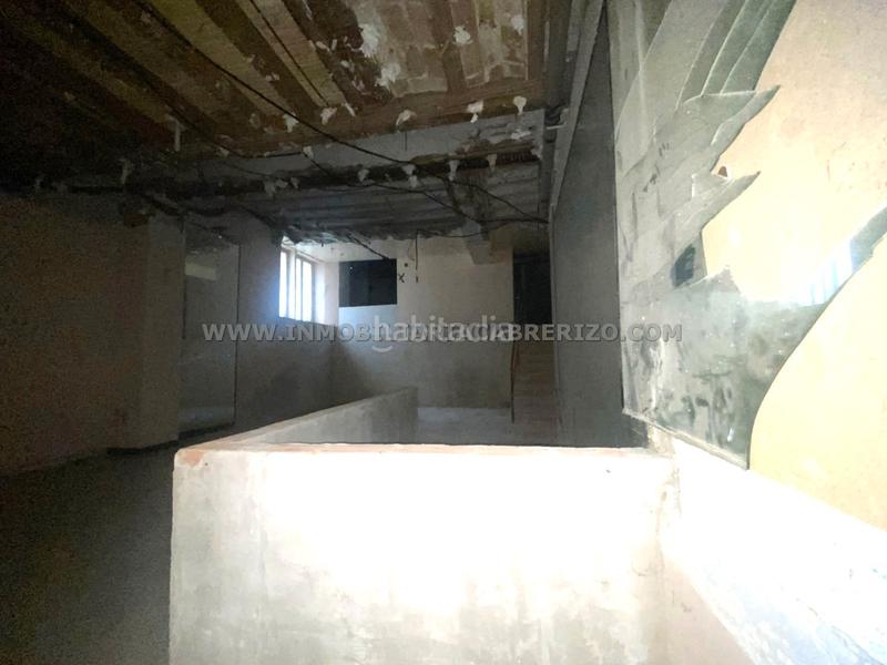 Foto 2e7f5332-7d50-487c-86d0-c7fd88685990. Local comercial a Casco Antiguo Pamplona / Iruña