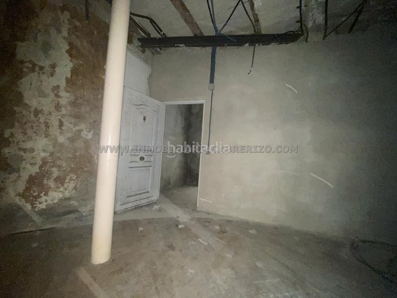 Foto 5de94123-763b-4e81-84a6-83265d3e93ae. Local comercial a Casco Antiguo Pamplona / Iruña