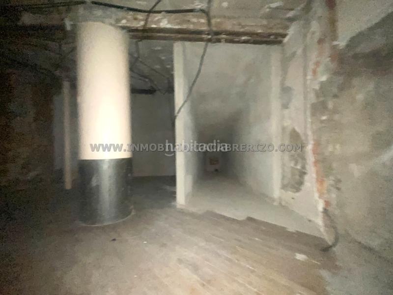 Foto 6afb8d15-1b5a-41ca-881a-121d4c691b77. Local comercial a Casco Antiguo Pamplona / Iruña