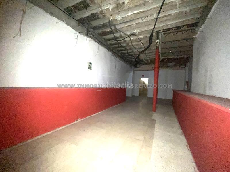 Foto 93305df3-8b0d-47b1-bec9-8bfdab805d01. Local comercial a Casco Antiguo Pamplona / Iruña