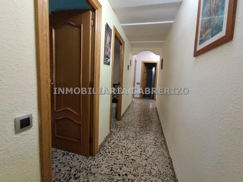 Foto f47b5ba3-d955-4efa-9207-f3c7b820ad44. Pis amb calefacció a Jesuitas Logroño