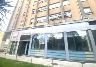 Local Comercial en Calle de San Esteban