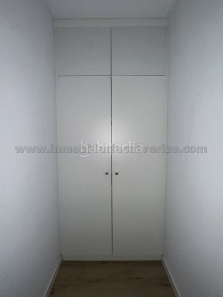 Foto 450f632b-6bb3-47f7-a96c-ab29f32e43b9. Lloguer local comercial amb calefacció a Gran Via Logroño