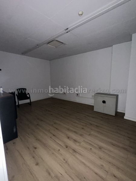 Foto db5b8897-46f0-4831-b710-541ccef8d981. Lloguer local comercial amb calefacció a Gran Via Logroño