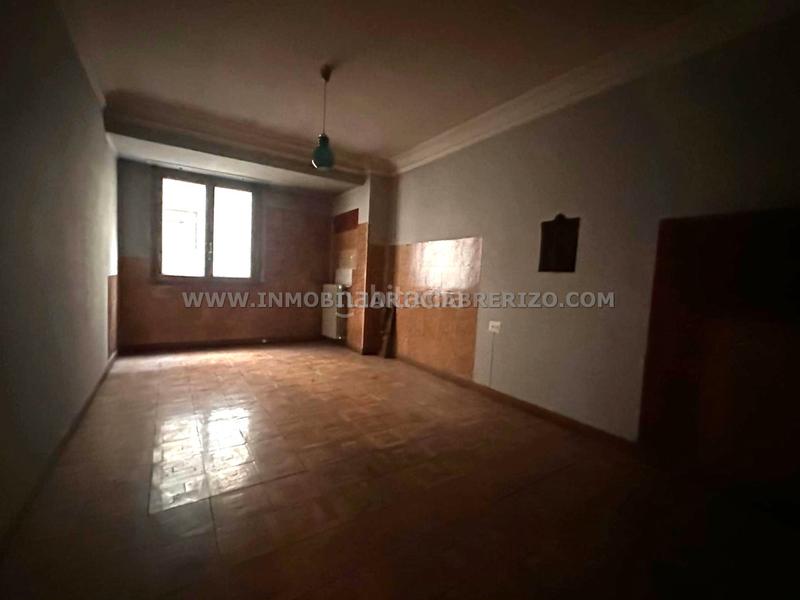 Foto 41c4b3e7-24ec-4555-b975-ffff34cd6769. Flat with heating in Segundo Ensanche Pamplona / Iruña