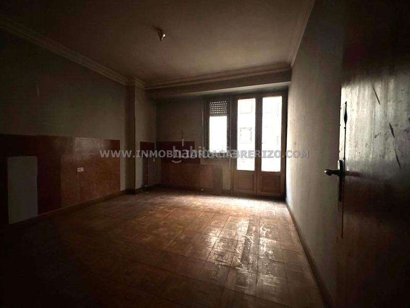 Foto 60d4a8ee-1d8e-421a-8558-564698f07021. Flat with heating in Segundo Ensanche Pamplona / Iruña