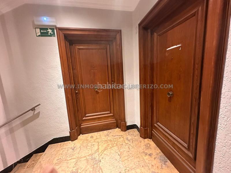 Foto 775b2e49-35d0-4855-a480-e5fcab731203. Flat with heating in Segundo Ensanche Pamplona / Iruña