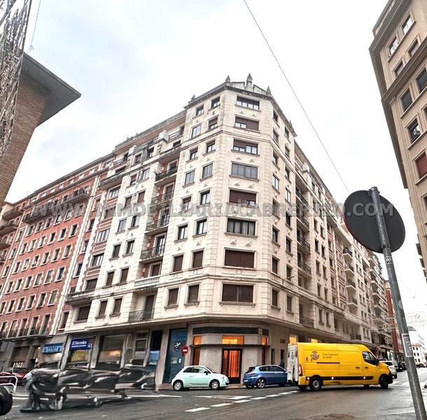 Foto cfd1a8b4-d32b-49b5-80c1-b44dfd485427. Flat with heating in Segundo Ensanche Pamplona / Iruña