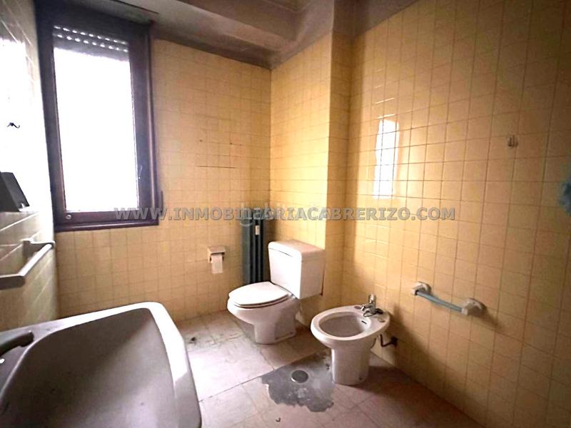 Foto fb294e2b-3480-4789-a5c8-8efd719401bd. Flat with heating in Segundo Ensanche Pamplona / Iruña