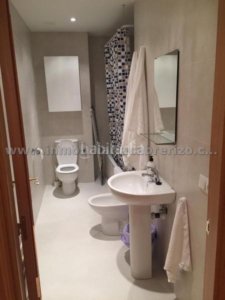 Foto 91d0e334-ee20-4810-8fa5-42ff28f6add1. Piso en Clavijo