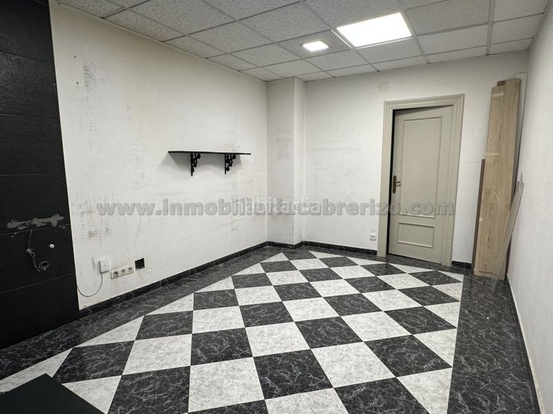 Foto 25cc921c-1ad5-4e4f-a10e-0e6bb0597c8e. Alquiler local comercial en Gran Via Logroño