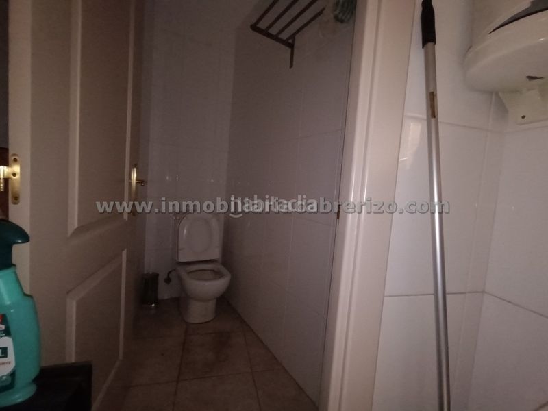 Foto 4c074ad8-e0a7-4bff-a090-04d08ad5bcd8. Business premise with heating in Oeste Logroño