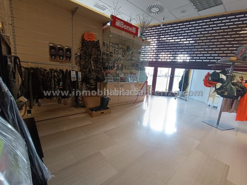 Foto 5e660d77-f414-41e3-8775-f66092033a42. Business premise with heating in Oeste Logroño
