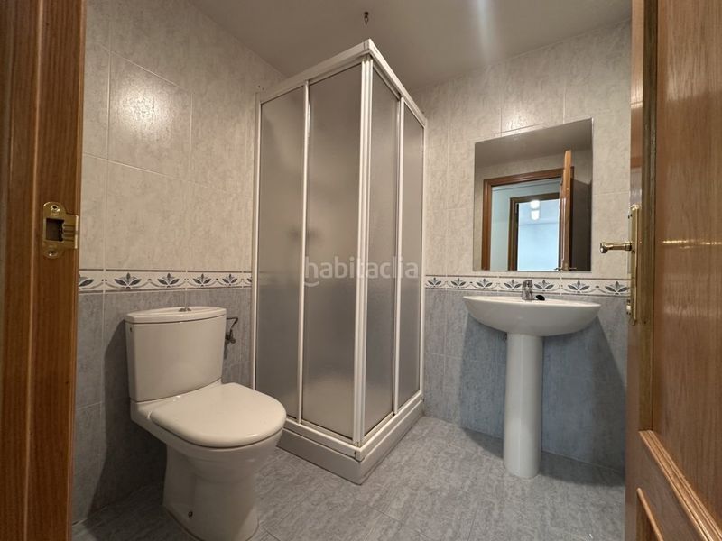 Foto 40b55bb5-50b4-4ab9-8cfa-3f27d1eecd28. Pis amb calefacció aparcament piscina a Portillejo - Valdegastea Logroño