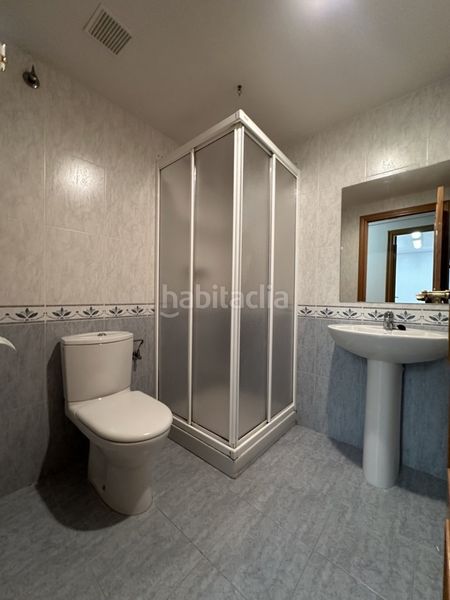 Foto 5f3fae16-2972-47cb-9166-795ac978c31a. Pis amb calefacció aparcament piscina a Portillejo - Valdegastea Logroño