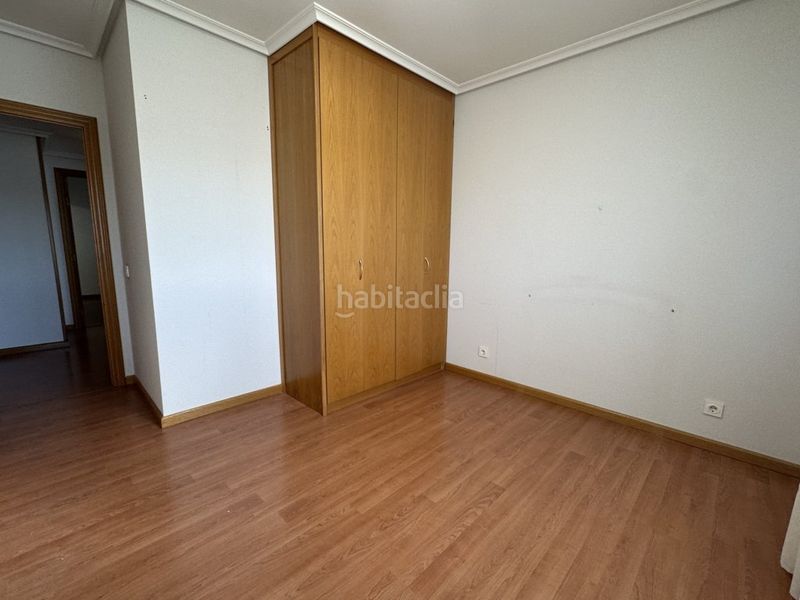 Foto 717d10ef-d28c-4163-8561-7fca17b7b6fa. Pis amb calefacció aparcament piscina a Portillejo - Valdegastea Logroño