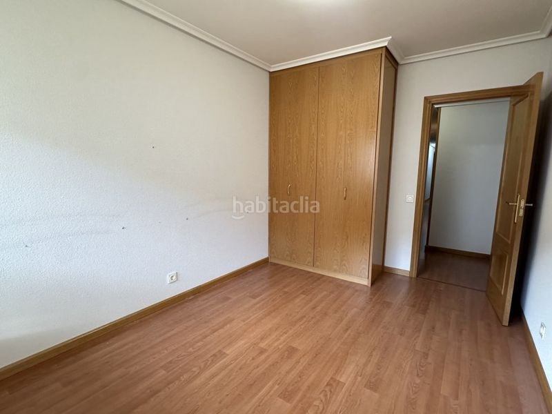 Foto 7ffe576e-3091-49b4-a42b-28ed3daf4b1a. Pis amb calefacció aparcament piscina a Portillejo - Valdegastea Logroño