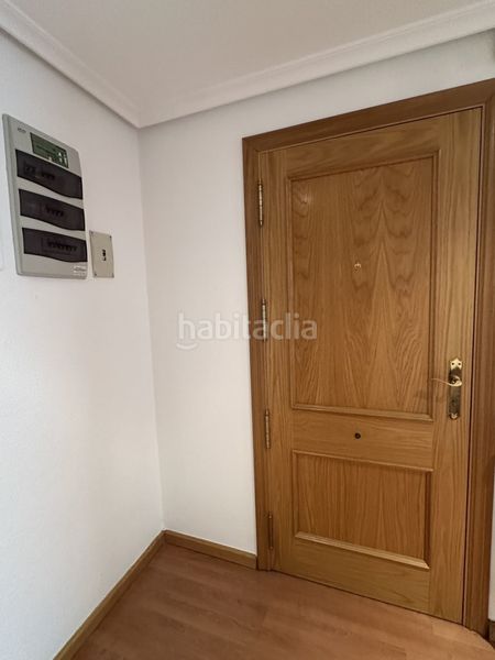 Foto d85f0713-fe0d-4250-af24-eb70429136c7. Pis amb calefacció aparcament piscina a Portillejo - Valdegastea Logroño