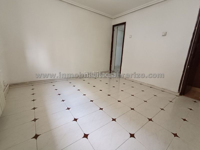 Foto 19376bba-8542-447b-b824-37b9031fc3cd. Apartamento en Jesuitas Logroño