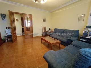 Etagenwohnung in Portillejo - Valdegastea