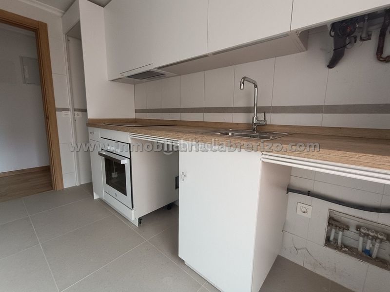 Foto 044d04cc-7b76-4b99-8700-c9ae56f2cc5a. Apartament amb calefacció aparcament a Villamediana de Iregua