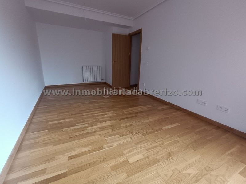 Foto 795dfe3c-0670-4ddd-aff2-82cca15517ac. Apartament amb calefacció aparcament a Villamediana de Iregua